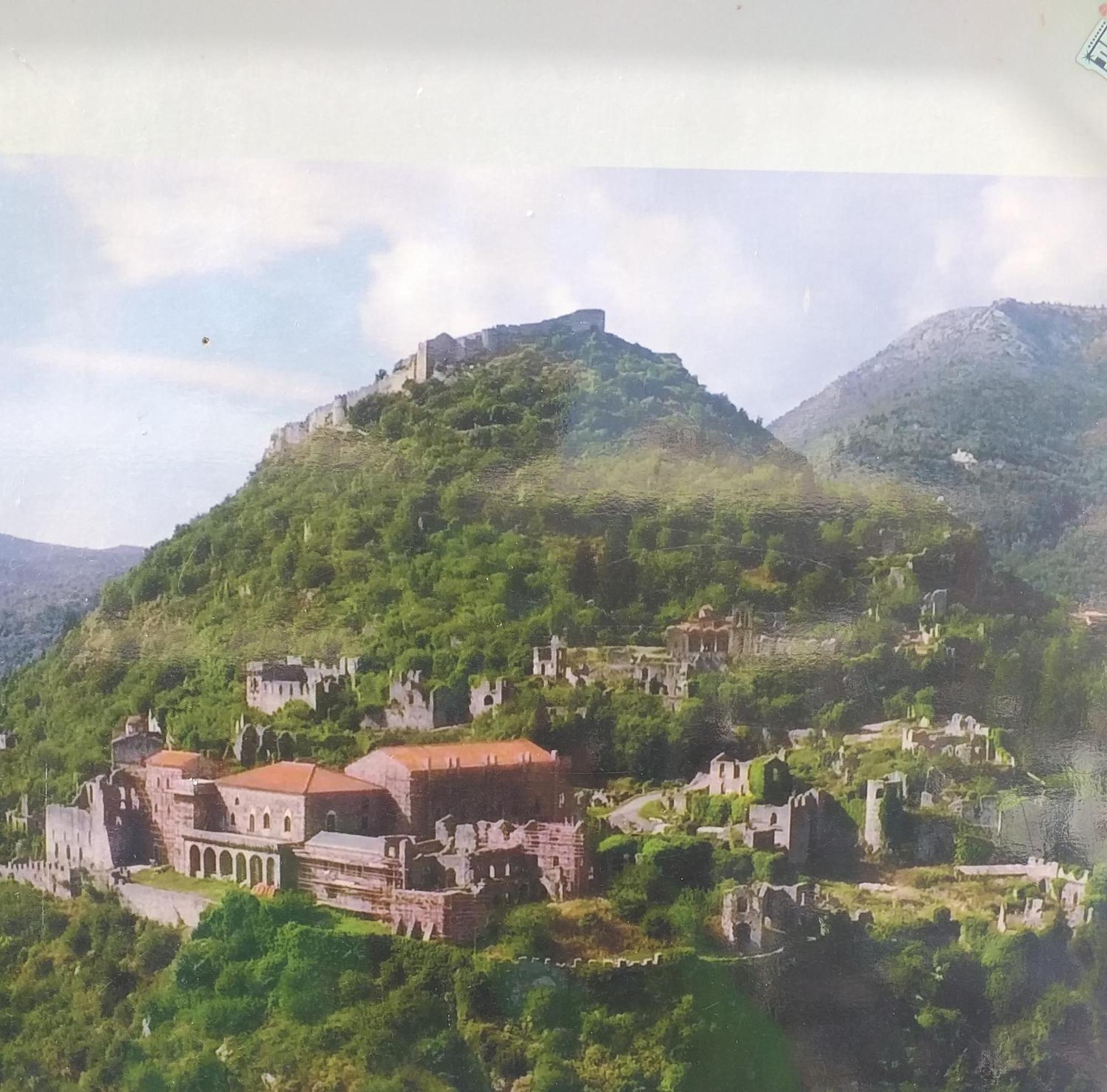 Hellas Palace Room Private สปาร์ติ ภายนอก รูปภาพ